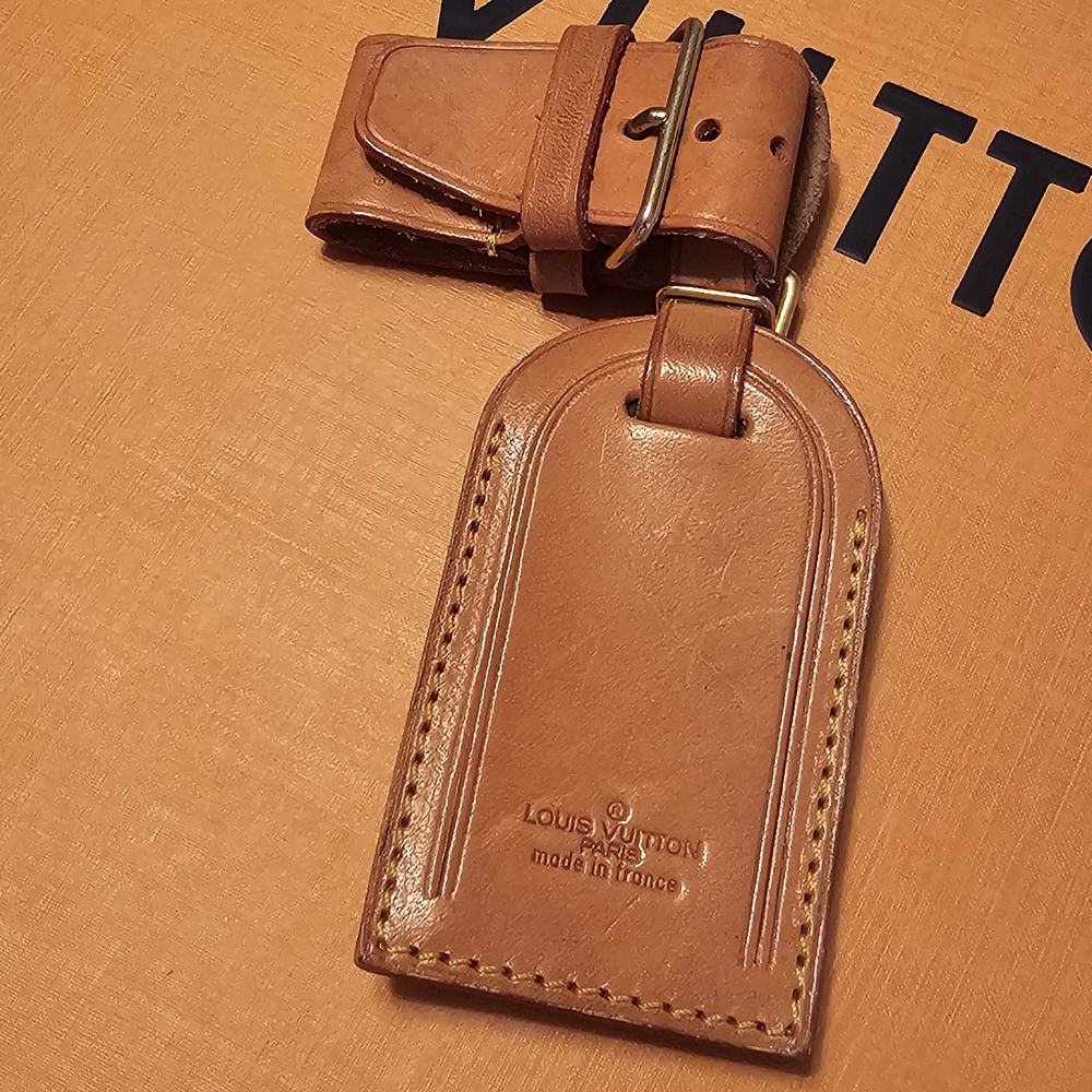 Louis Vuitton Leather Luggage Tag
